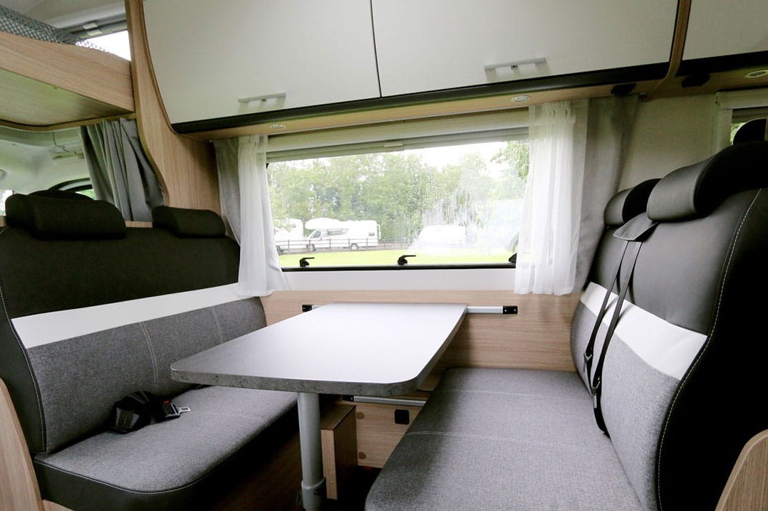 Coin cuisine du camping-car